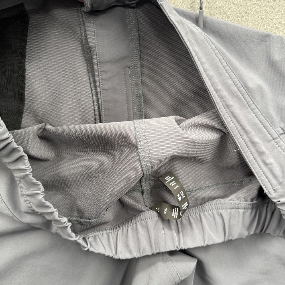 Ten Thousand Shorts Mens 2XL Gray Stretch Zip Pockets 9 Inseam Running Athletic - Picture 8 of 8